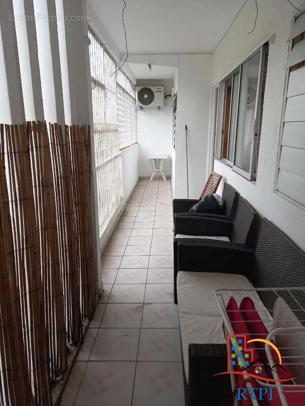 Appartement à LES ABYMES