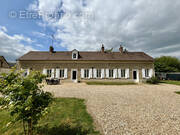 Maison à JOUY-SUR-EURE