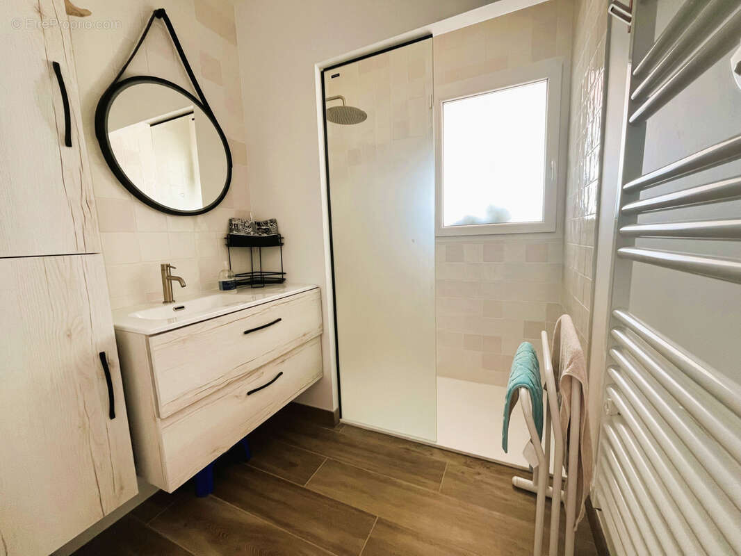 Maison à MESCHERS-SUR-GIRONDE