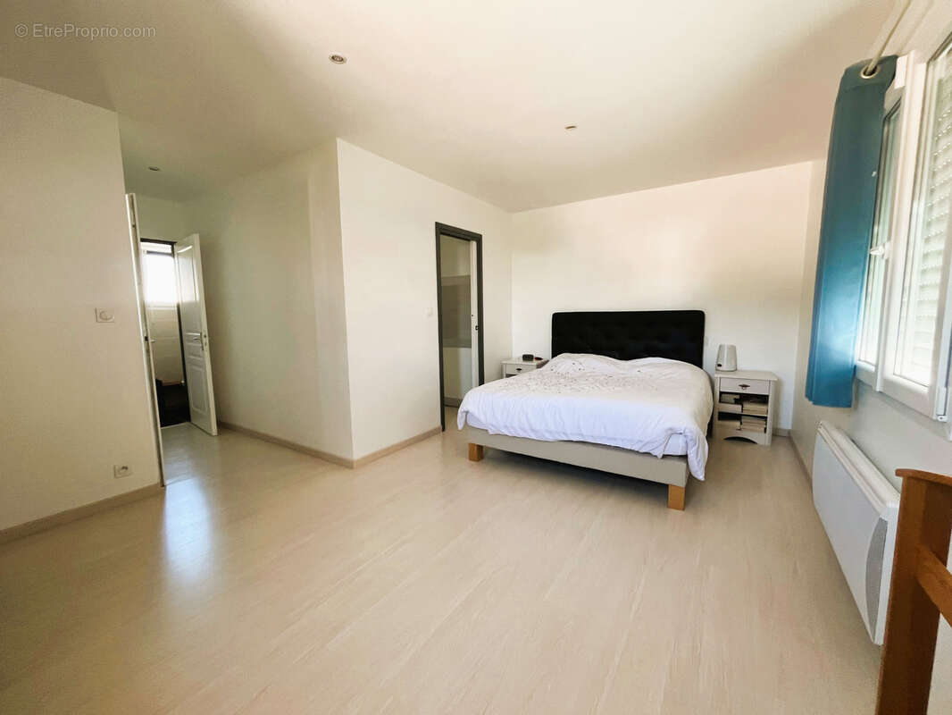 Maison à MESCHERS-SUR-GIRONDE