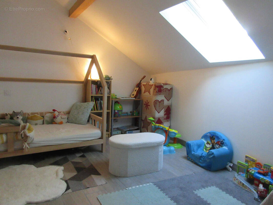 Maison à SAINT-CREPIN