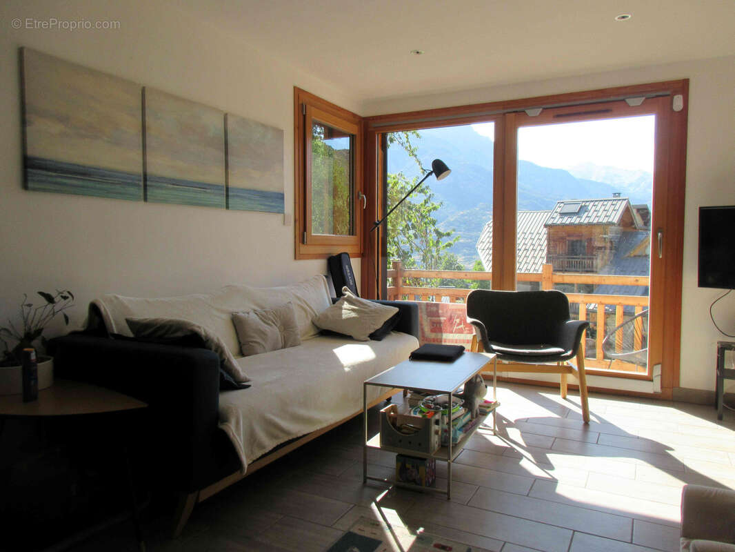 Maison à SAINT-CREPIN