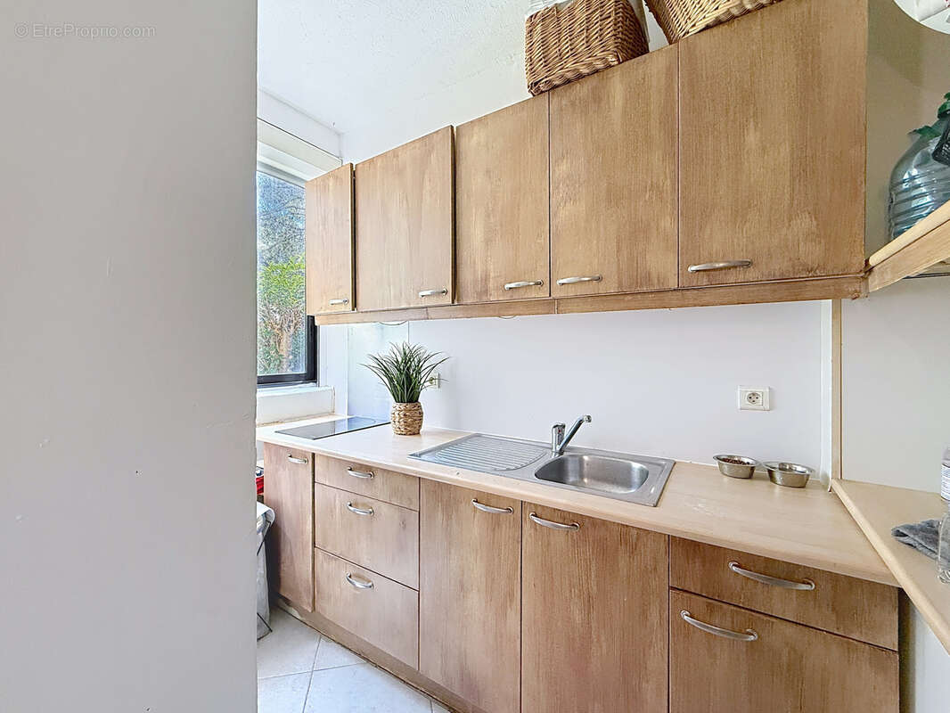 Appartement à SIX-FOURS-LES-PLAGES