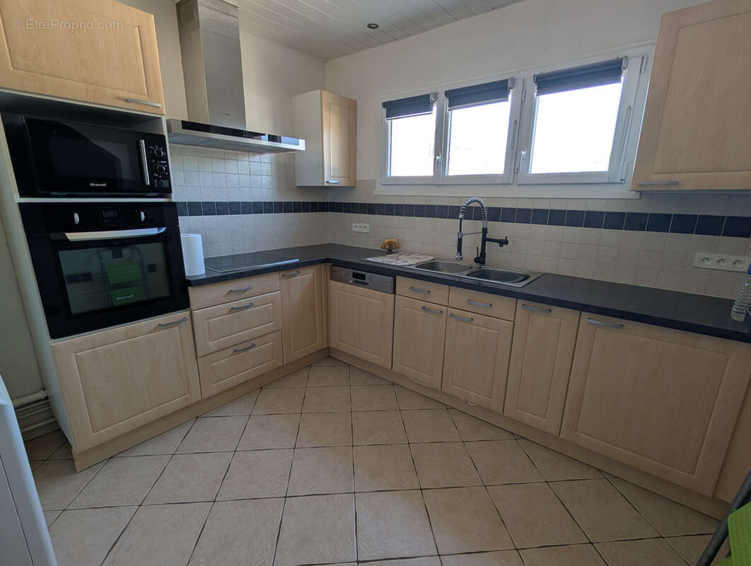 Appartement à MAULETTE