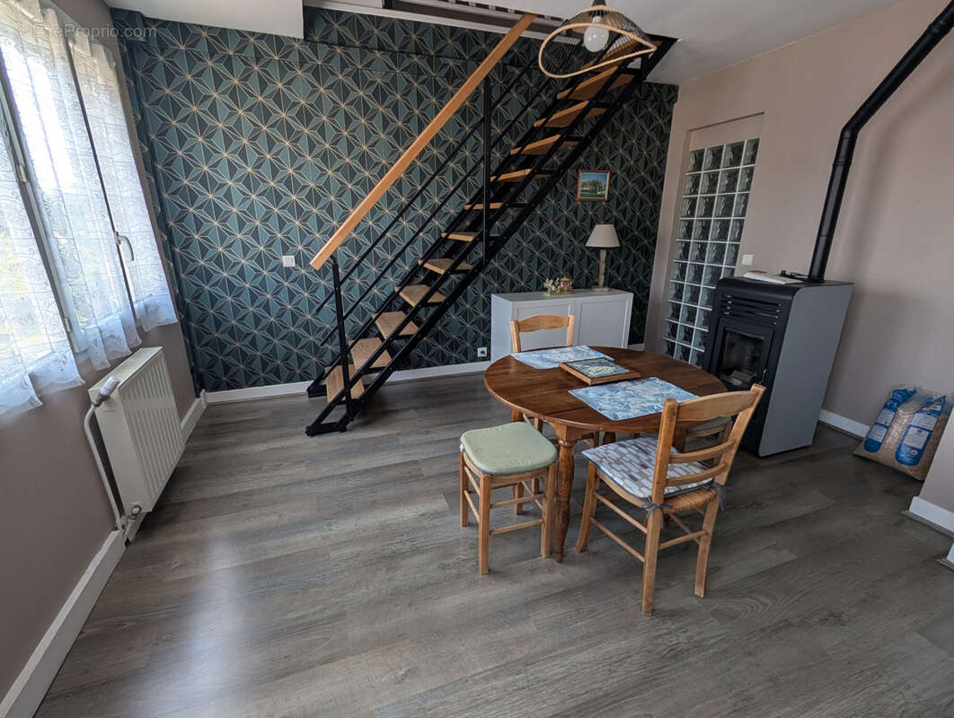 Appartement à MAULETTE