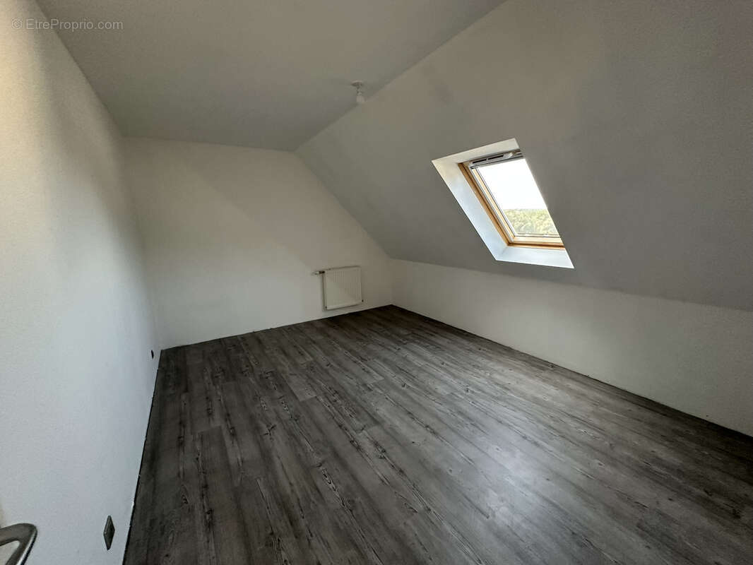 Maison à LA CHAPELLE-NEUVE