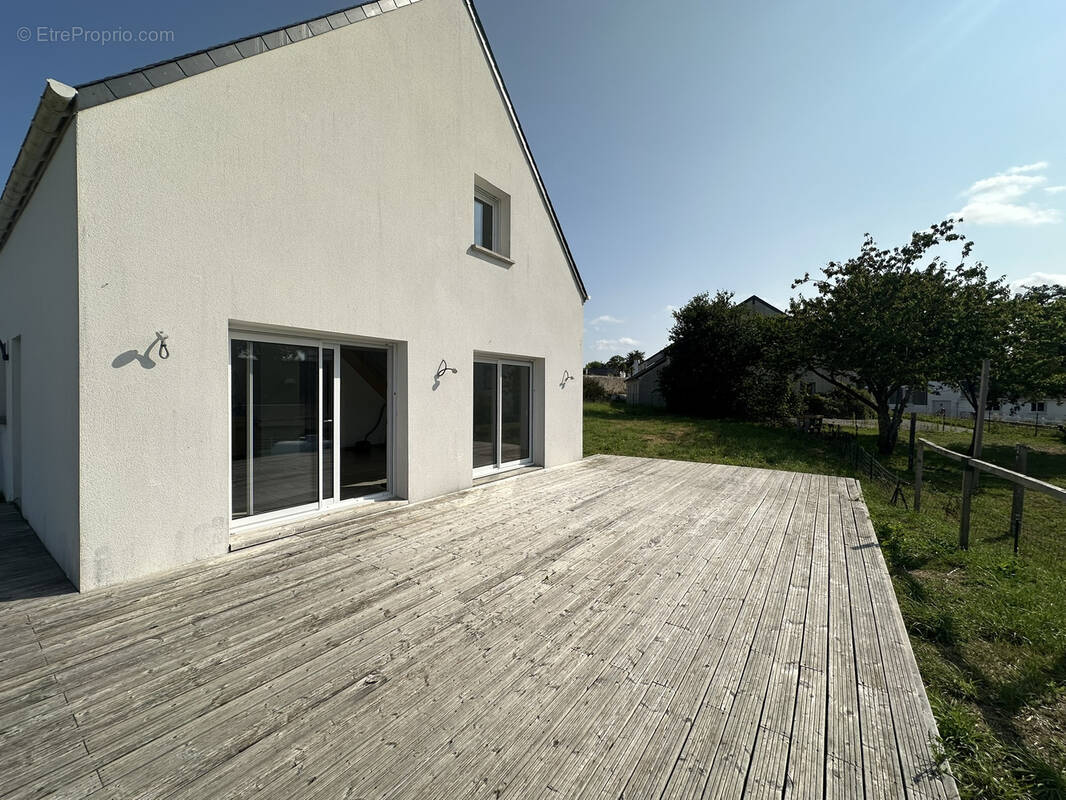 Maison à LA CHAPELLE-NEUVE