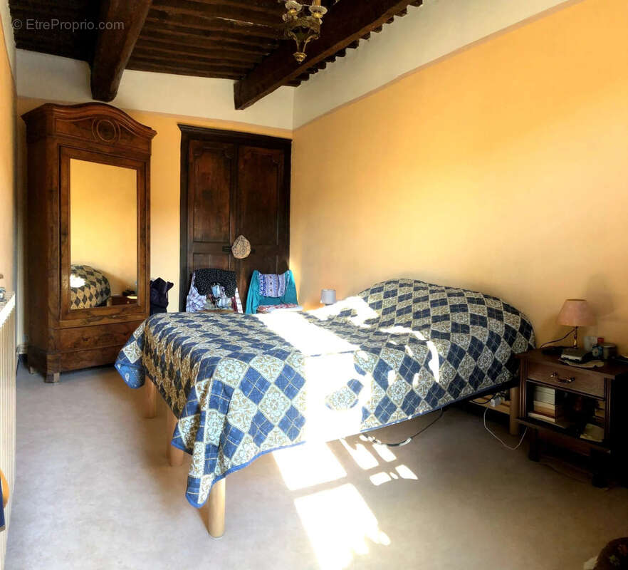 Maison à COURTHEZON