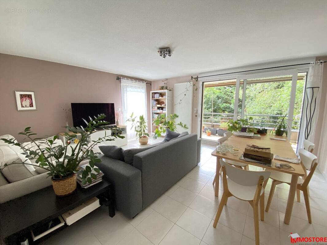 Appartement à HUNINGUE