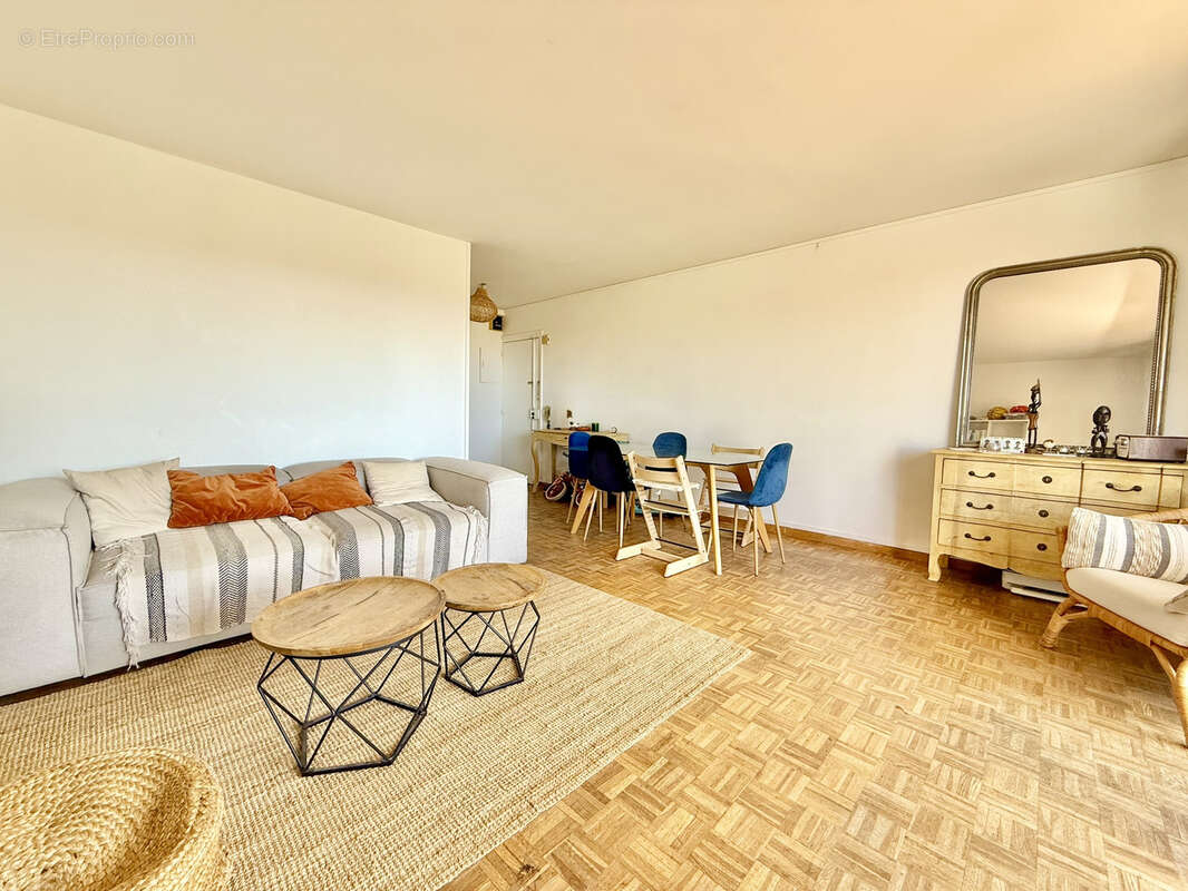 Appartement à MARSEILLE-12E