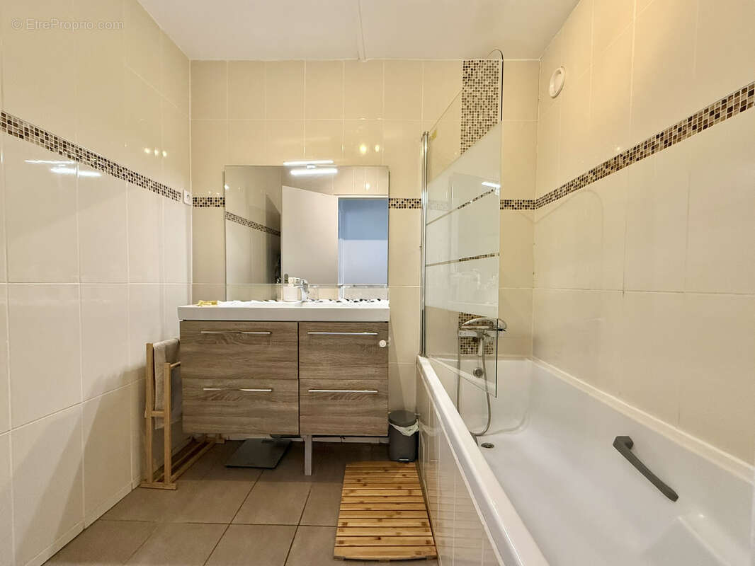 Appartement à MARSEILLE-12E