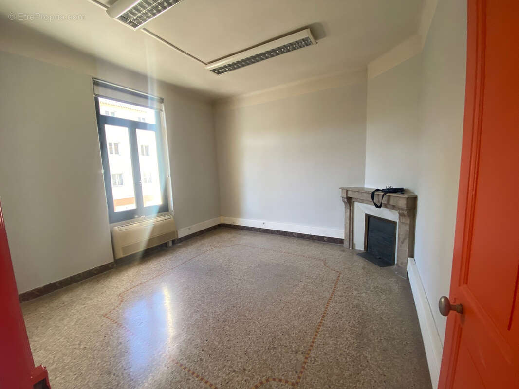 Commerce à CARPENTRAS