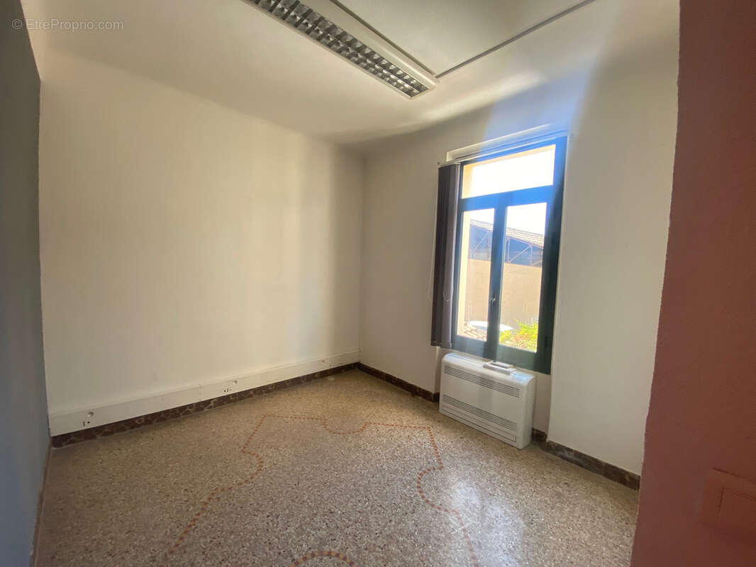 Commerce à CARPENTRAS