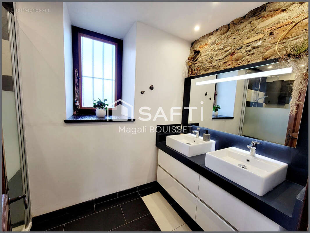 Maison à ESTANCARBON