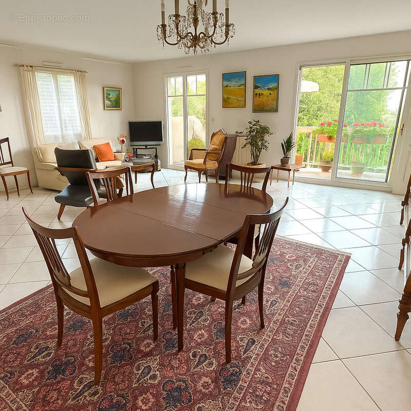 Appartement à DIVONNE-LES-BAINS