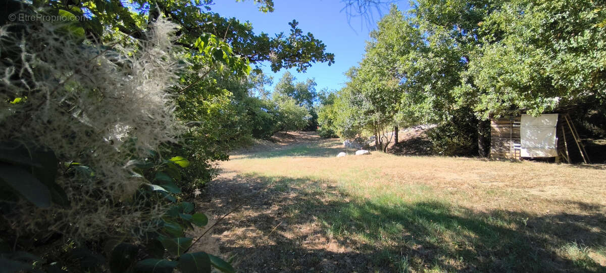Maison à LA ROCHE-SUR-GRANE