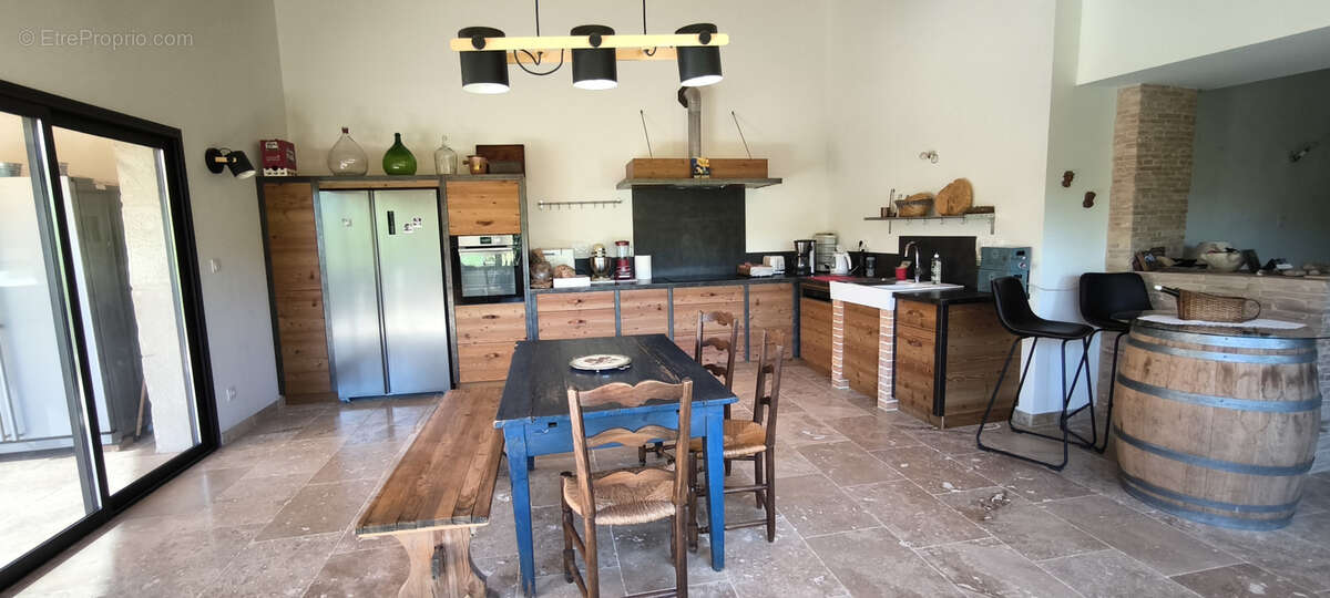 Maison à LA ROCHE-SUR-GRANE