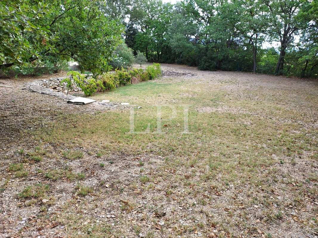 Maison à SAINT-SATURNIN-LES-APT