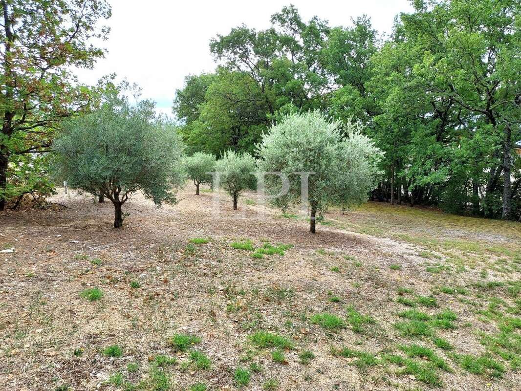 Maison à SAINT-SATURNIN-LES-APT