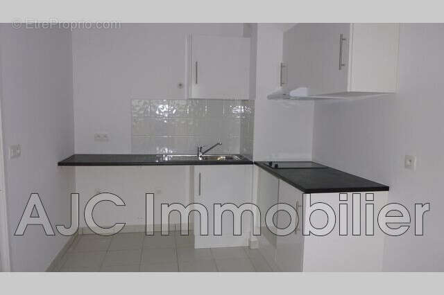 Appartement à JUVIGNAC