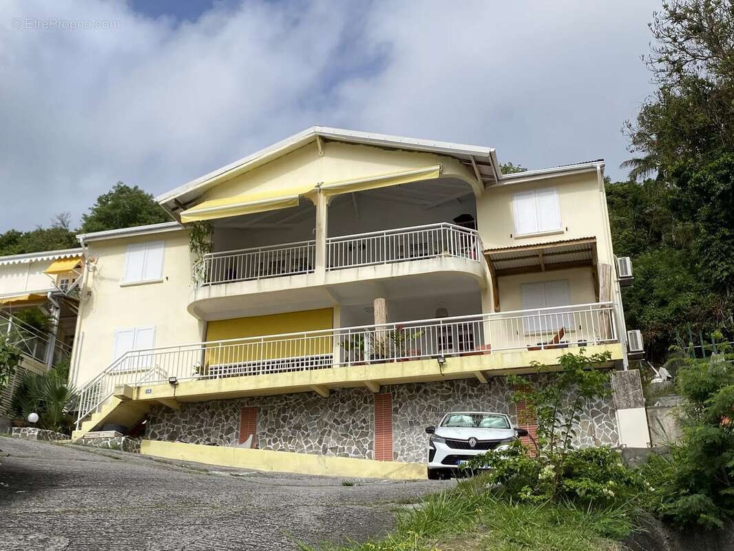 Appartement à LES TROIS-ILETS