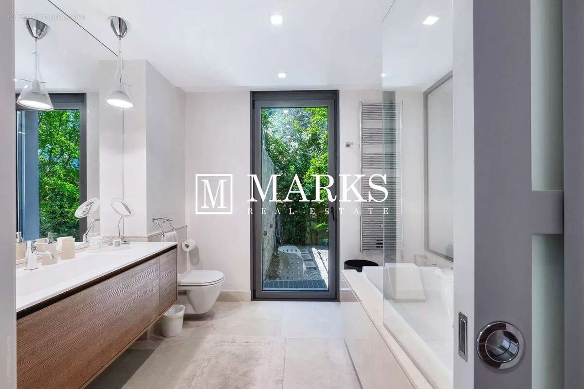 Maison à SAINT-JEAN-CAP-FERRAT