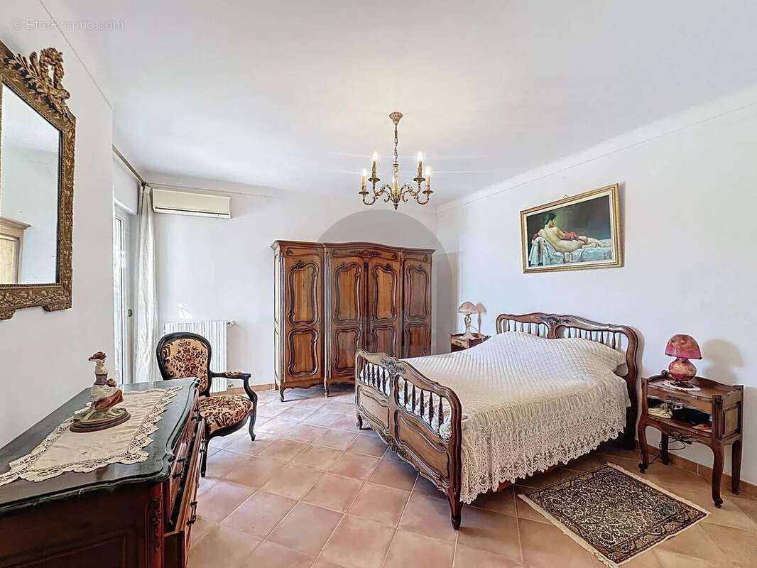 Maison à ROQUEBRUNE-CAP-MARTIN