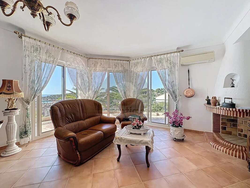 Maison à ROQUEBRUNE-CAP-MARTIN