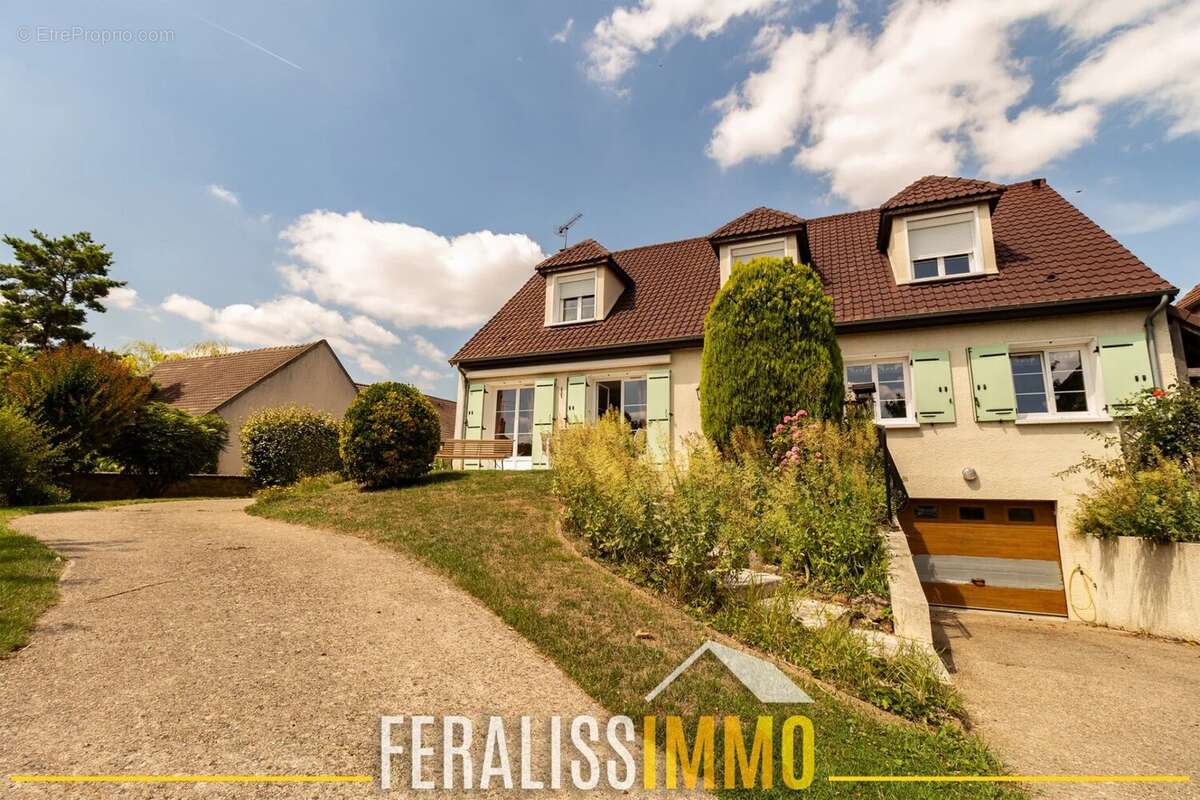 Maison à COURDIMANCHE