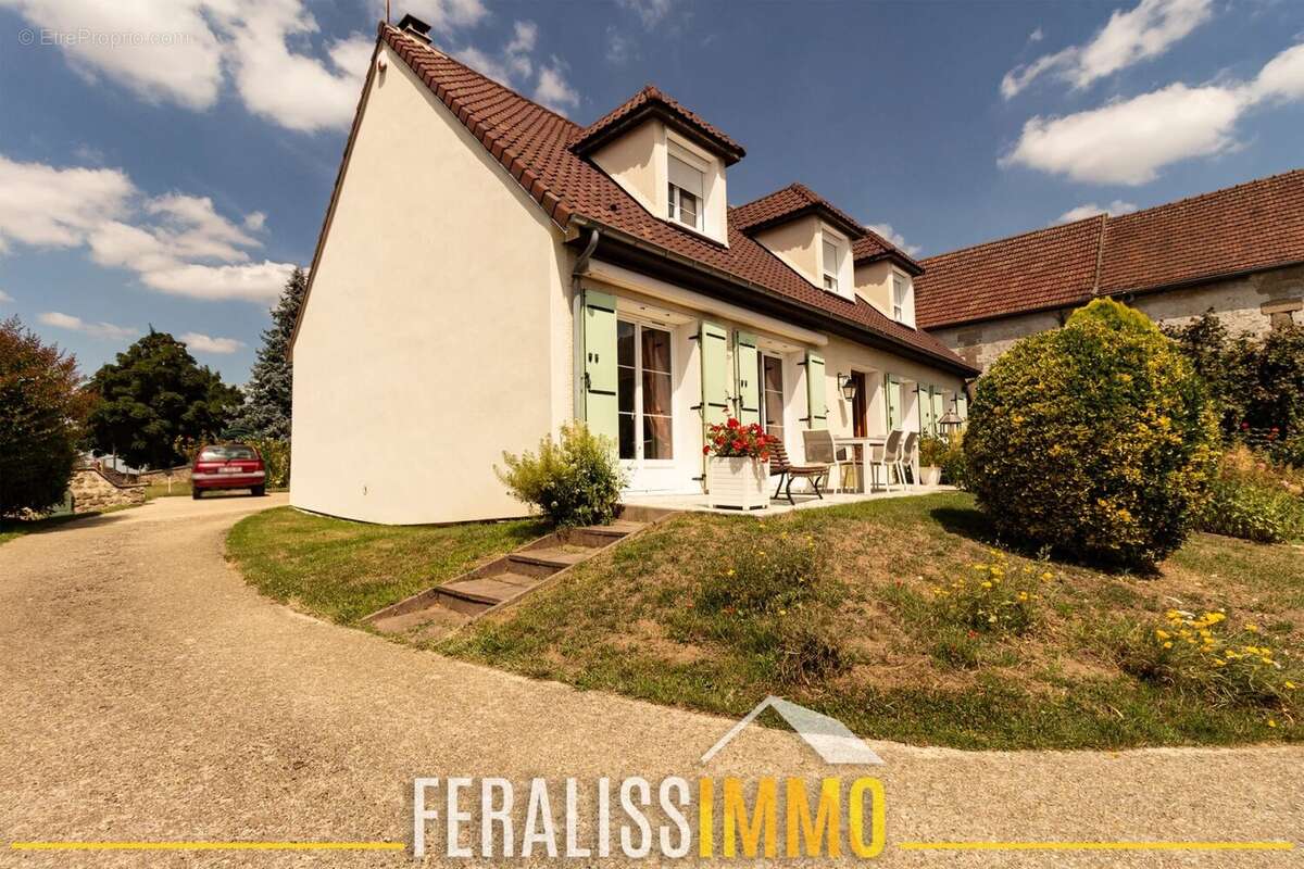 Maison à COURDIMANCHE