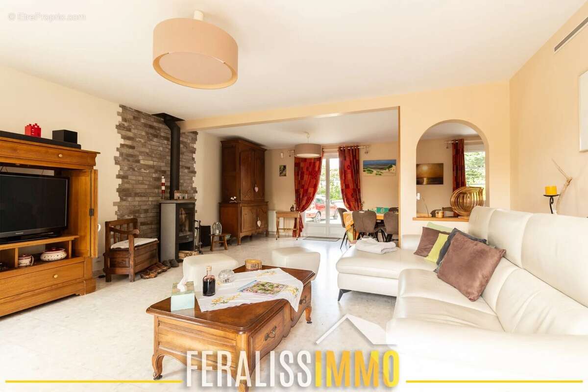 Maison à COURDIMANCHE