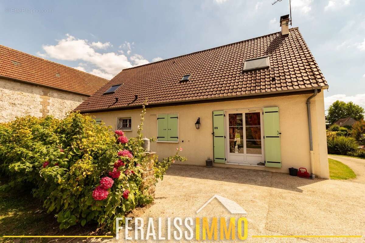 Maison à COURDIMANCHE