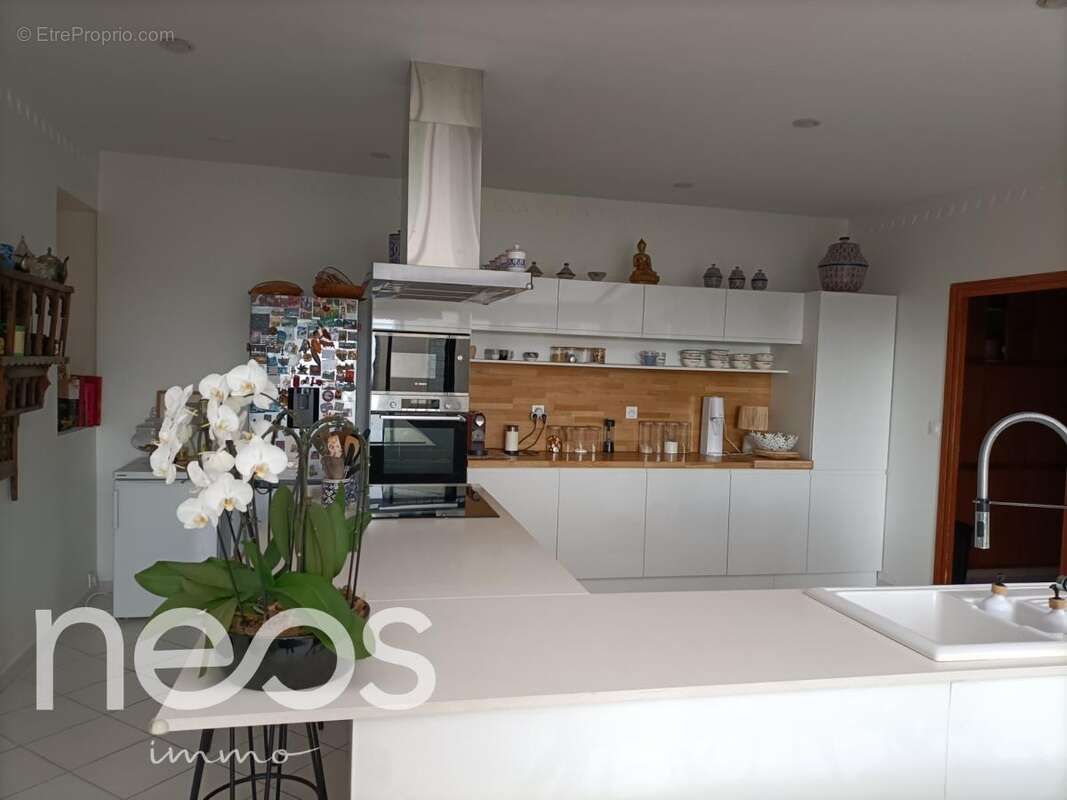 Maison à CHENNEVIERES-SUR-MARNE