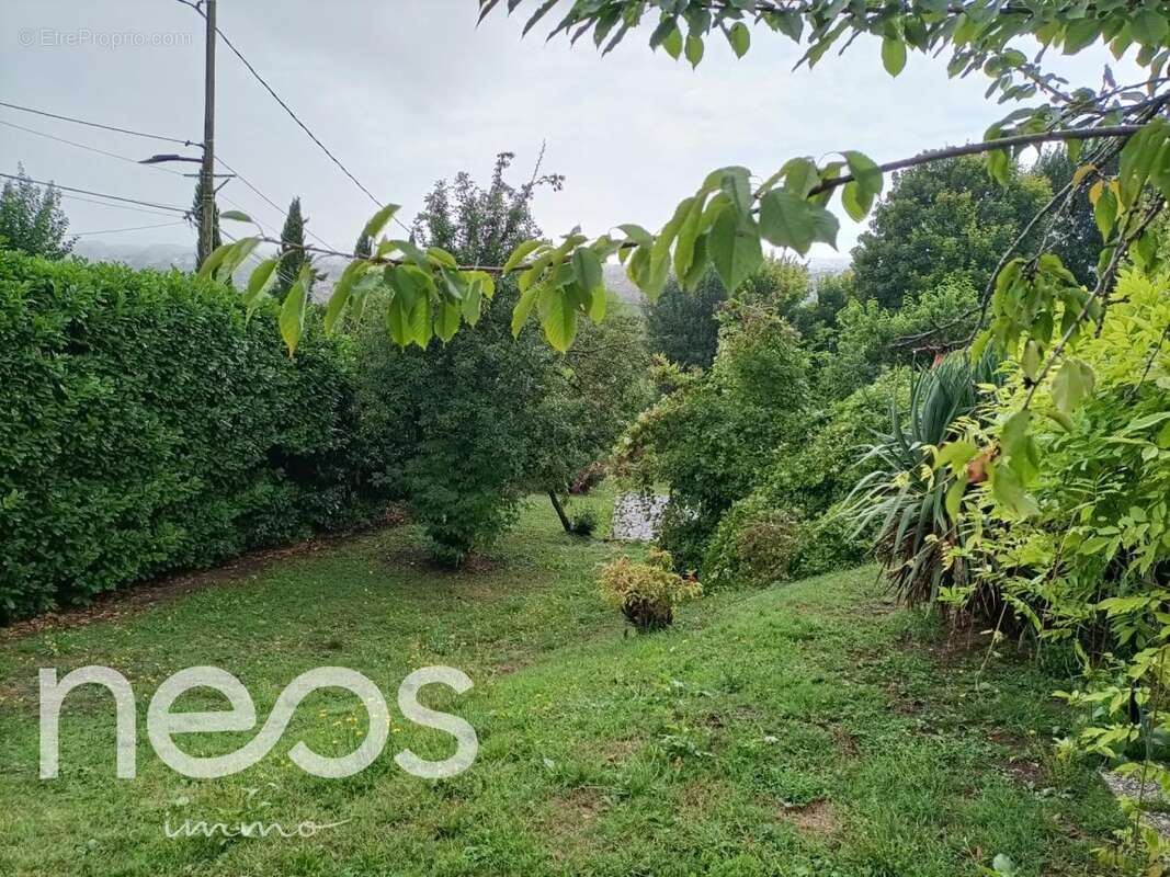 Maison à CHENNEVIERES-SUR-MARNE