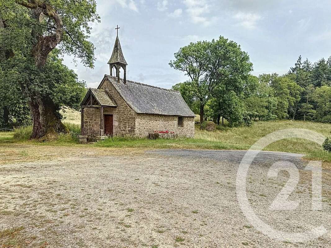 Maison à SAINT-JEAN-LA-POTERIE
