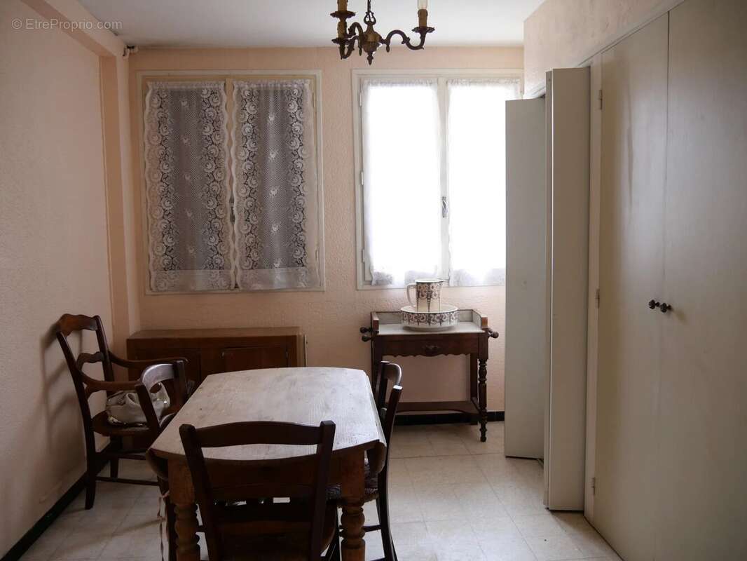 Maison à SAINT-CYPRIEN