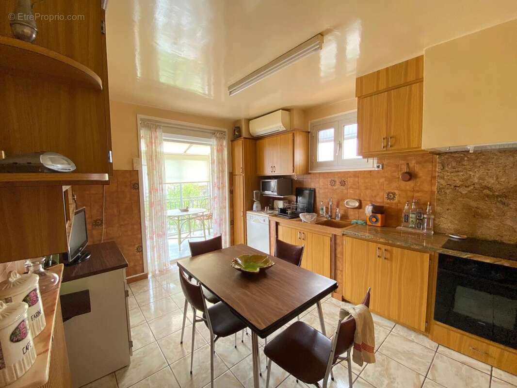 Maison à SAINT-CYPRIEN