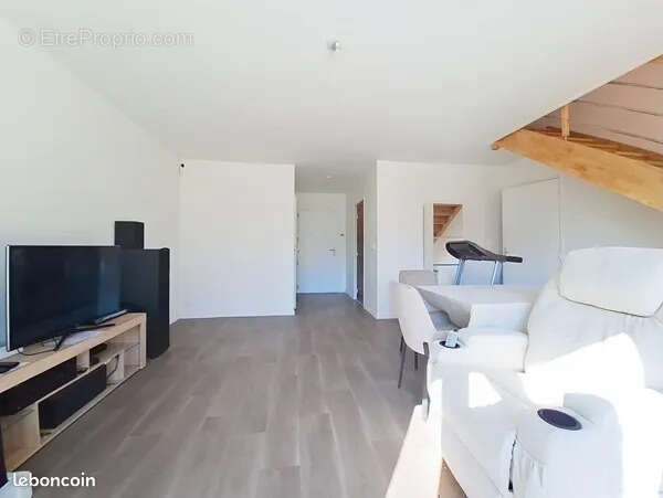 1000033385 - Maison à MELUN