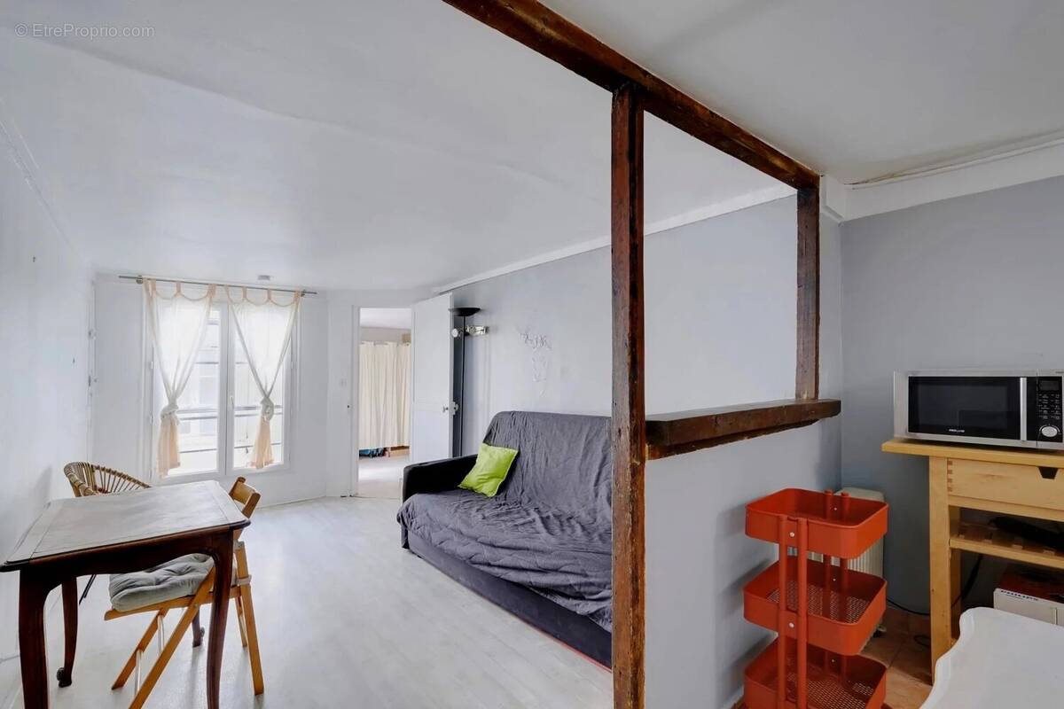 Appartement à PARIS-6E