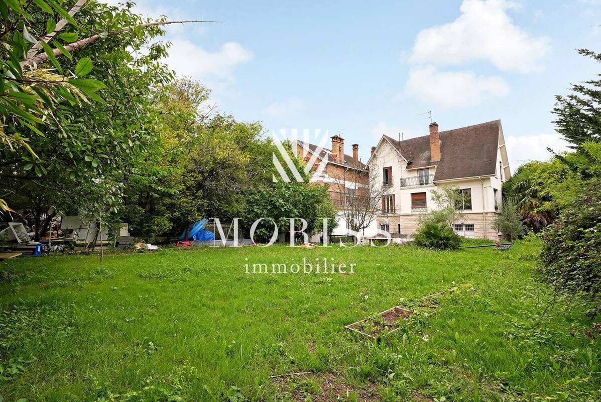 Maison à CHAMPIGNY-SUR-MARNE