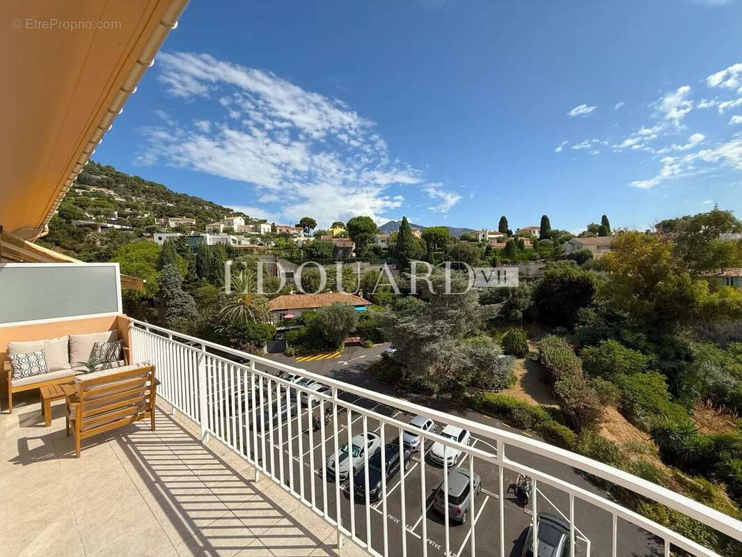 Appartement à ROQUEBRUNE-CAP-MARTIN