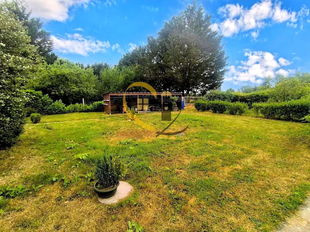 Maison à BERRY-BOUY