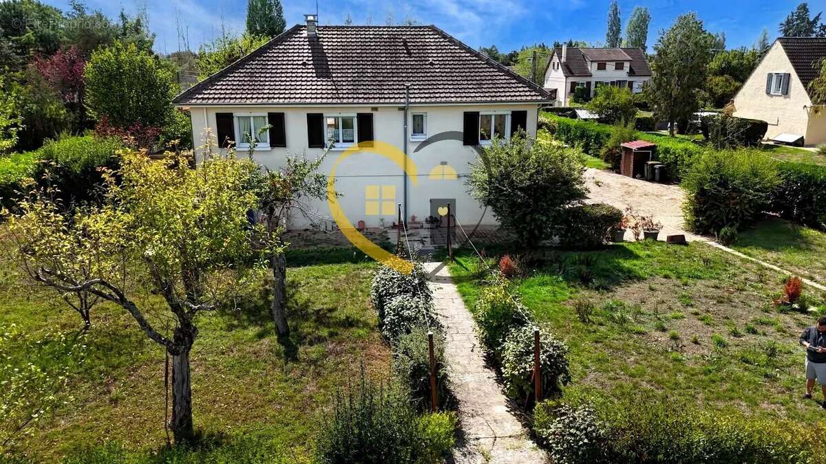 Maison à BERRY-BOUY