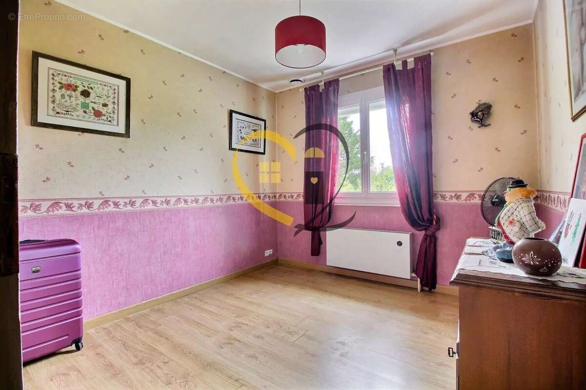 Maison à BERRY-BOUY