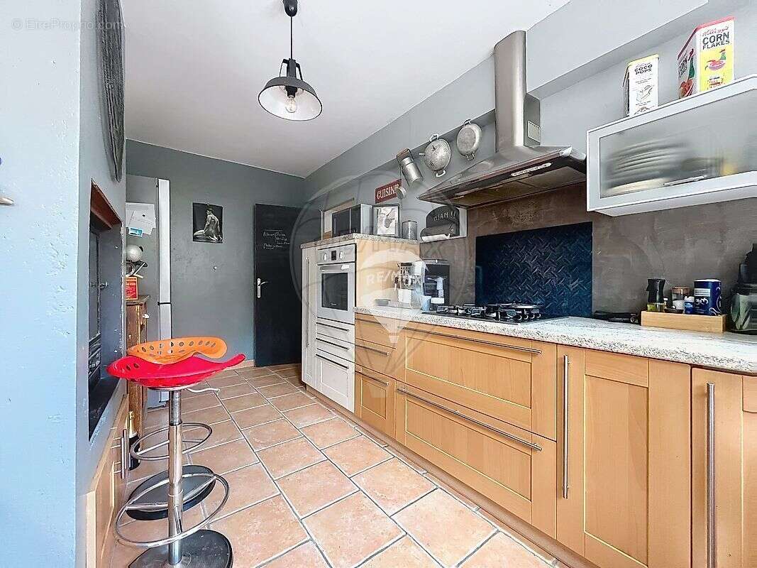 Maison à FONTAINE-LA-GAILLARDE