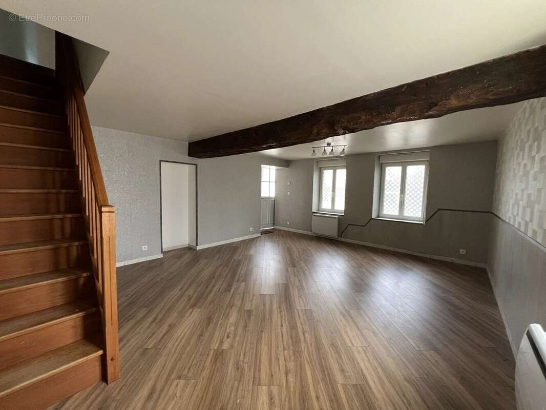 Maison à VILLEFARGEAU