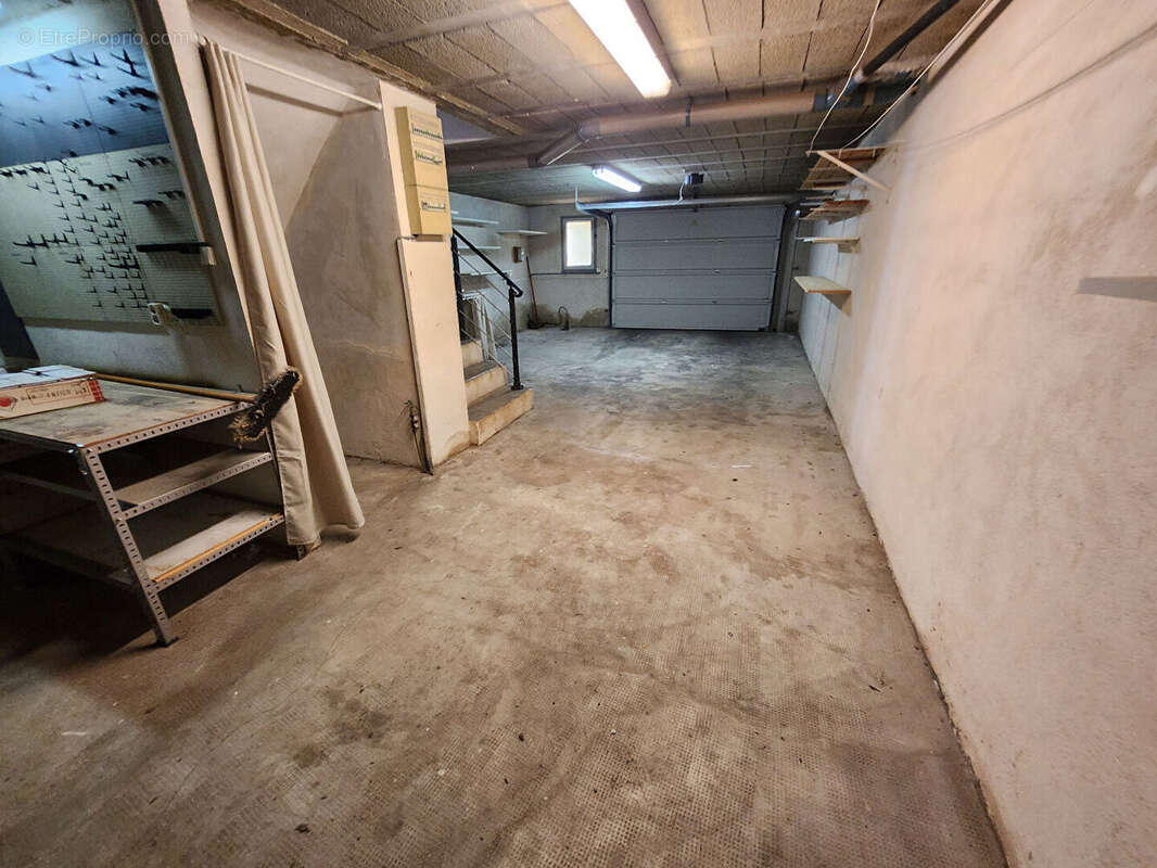 Maison à SAINT-SATURNIN-LES-AVIGNON