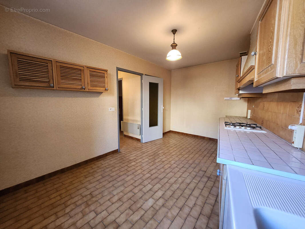 Maison à SAINT-SATURNIN-LES-AVIGNON