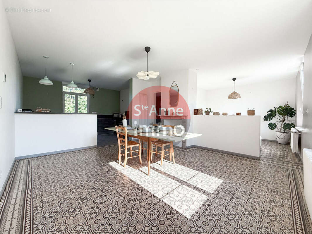 Photo 2 - Maison à MAUCOURT