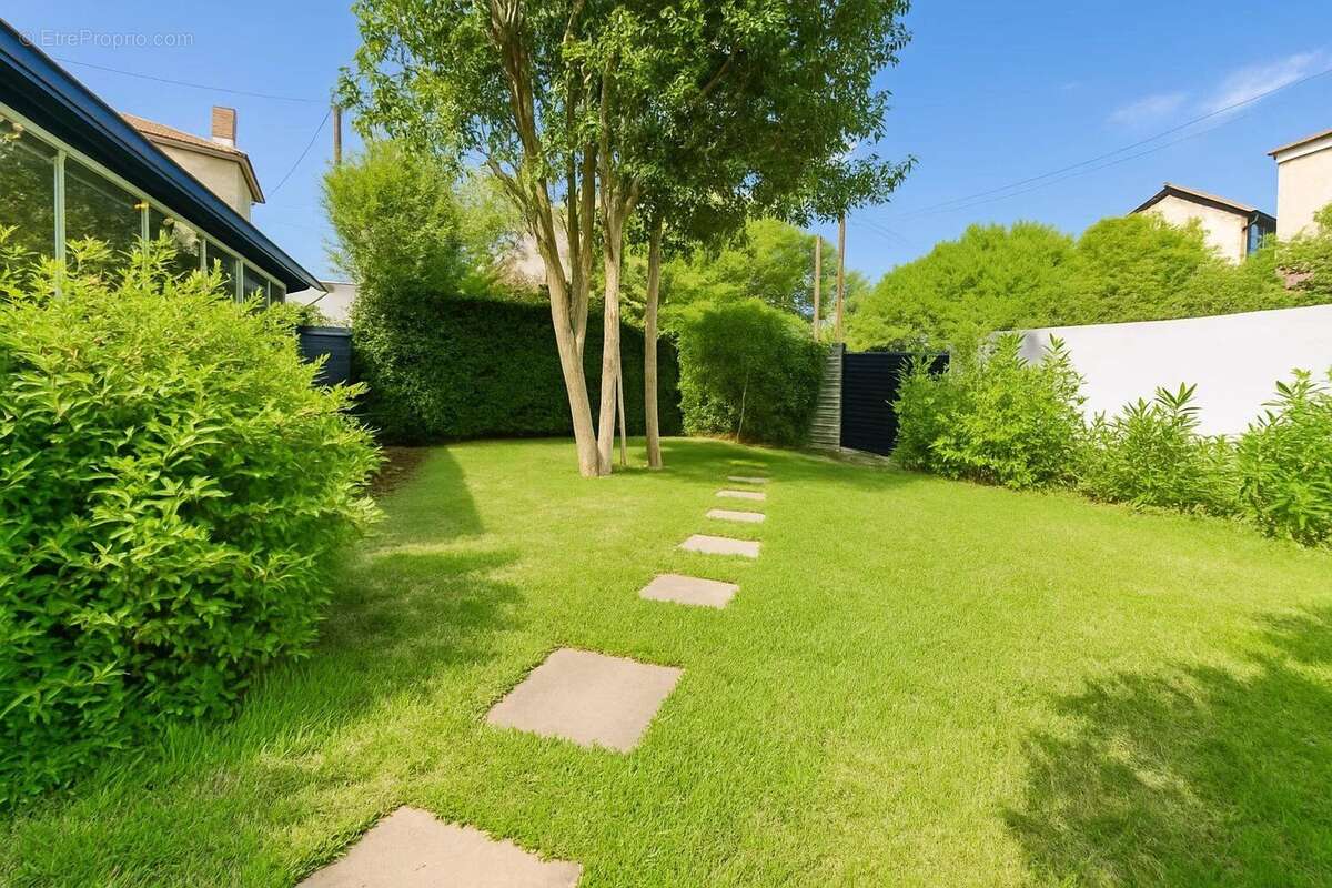 Maison à VILLENEUVE-SUR-LOT